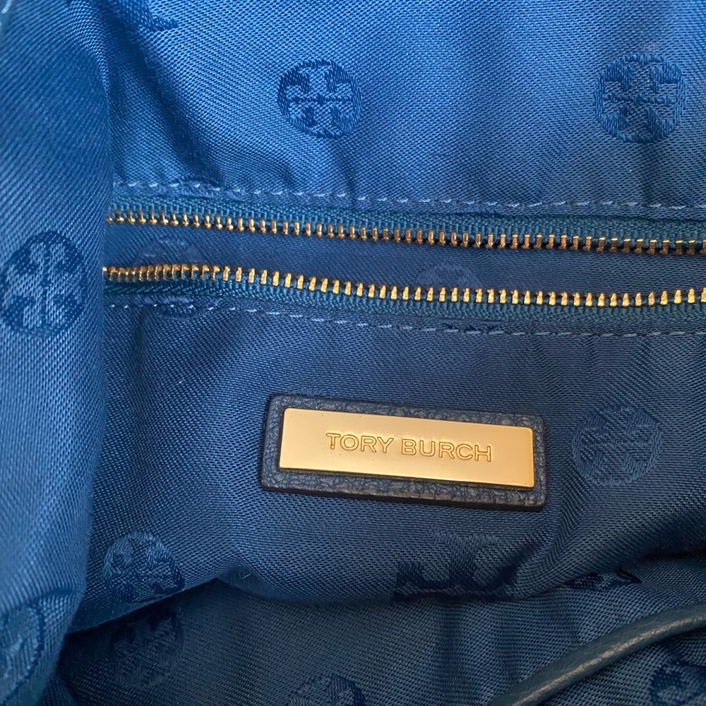 Tory Burch Blue Shoulder Bag - Picture 5 of 7
